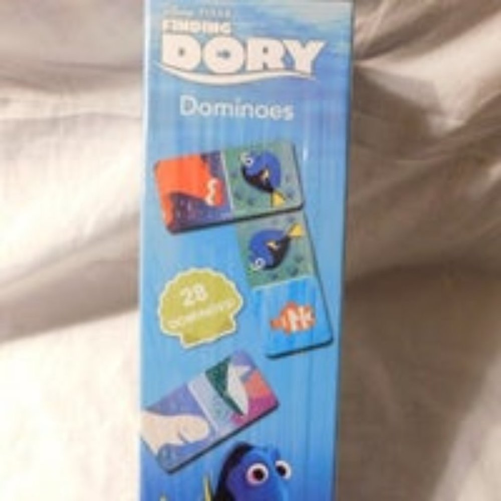 Disney Pixar's Finding Dory Dominoes NEW